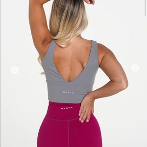 NVGTN M MIST ESSENCE CROP TOP BRA